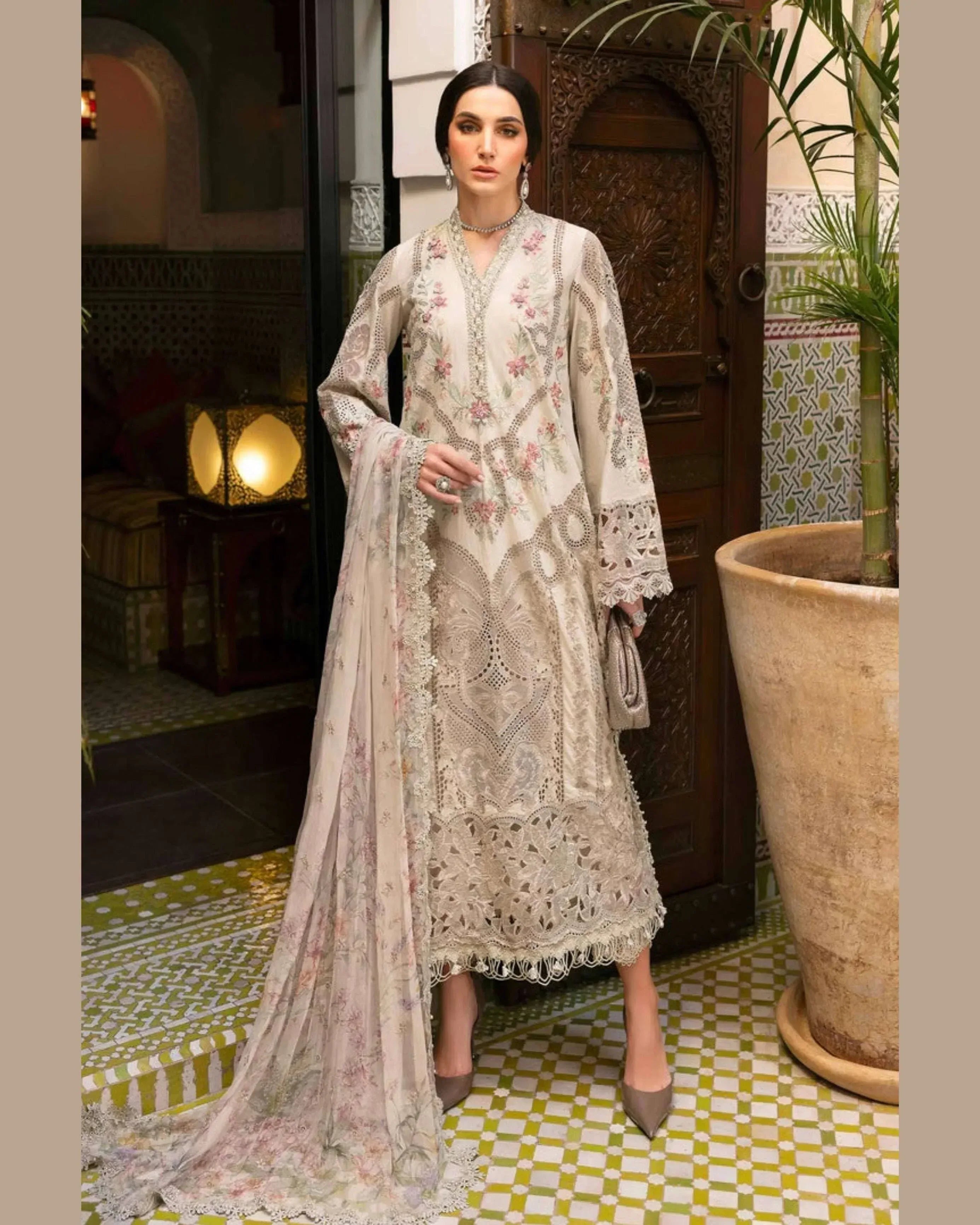 MARIA.B LAWN UNSTITCHED EMB 3PC - City Fabrics 