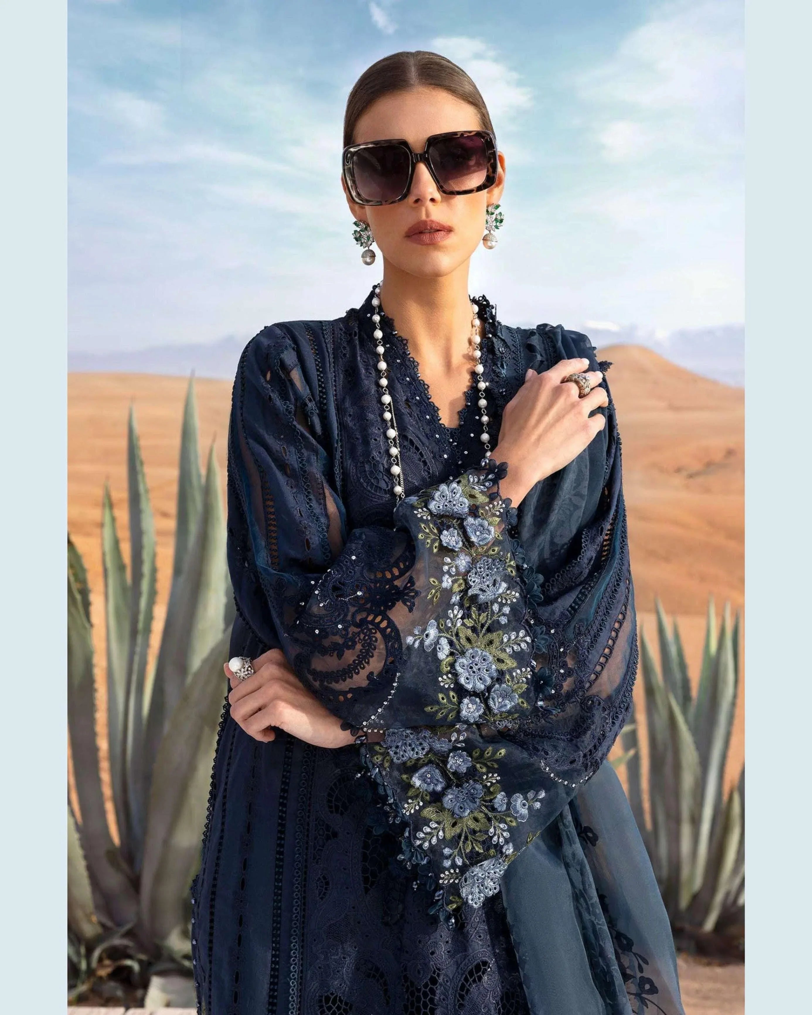 MARIA.B LAWN UNSTITCHED EMB 3PC - City Fabrics 