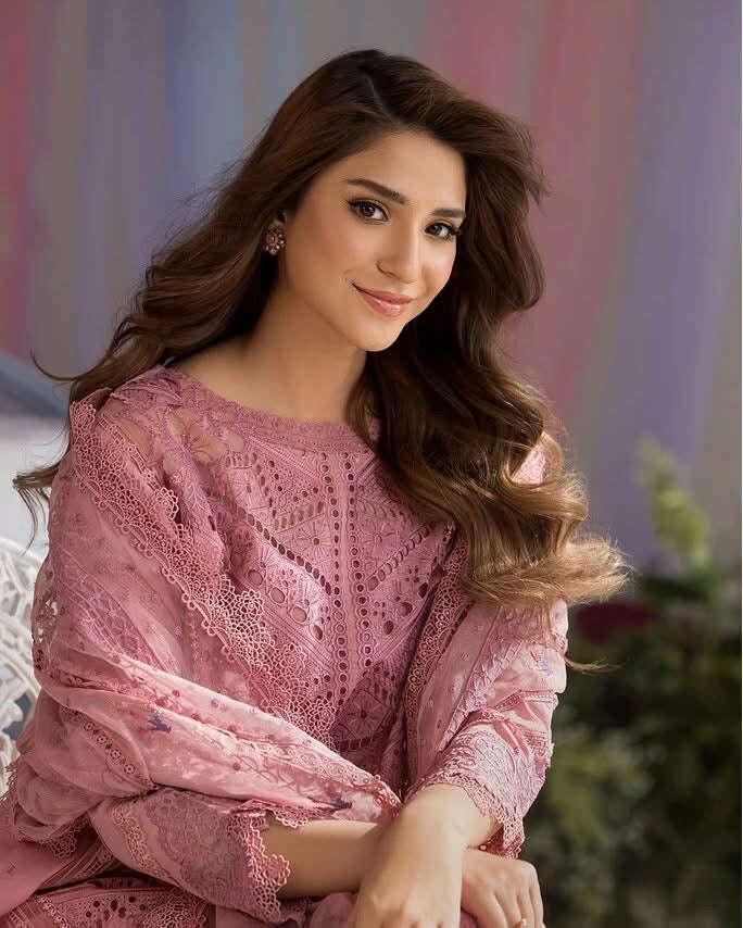 SOBIA NAZIR LAWN UNSTITCHED EMB 3PC - City Fabrics 