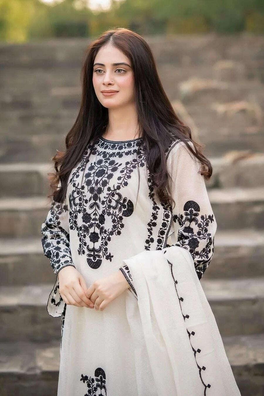 CITY FABRICS LINEN UNSTICHED EMB 3PC - City Fabrics 